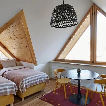 Apartman T9 *